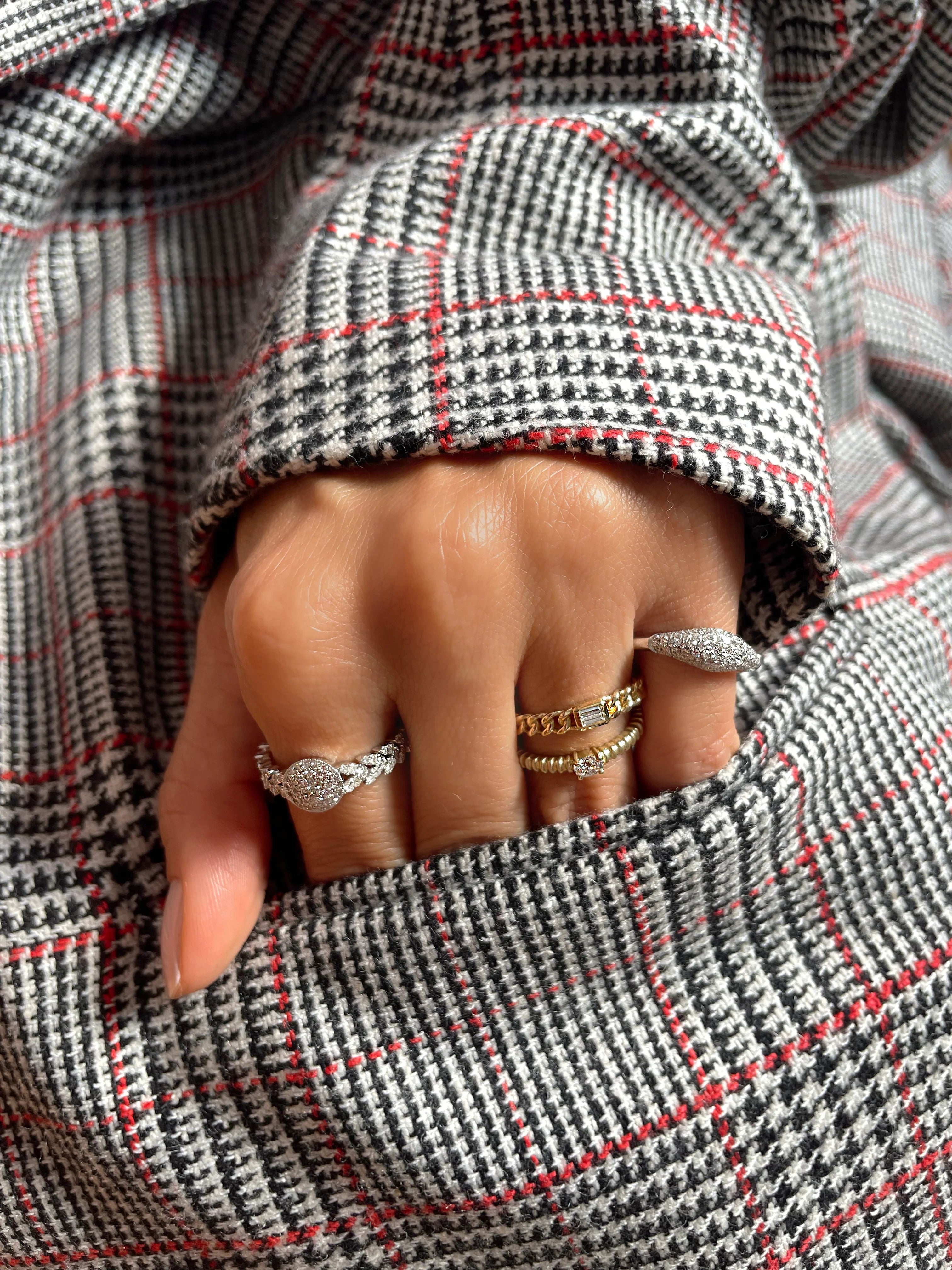 Brushed Gold Diamond Textured Band