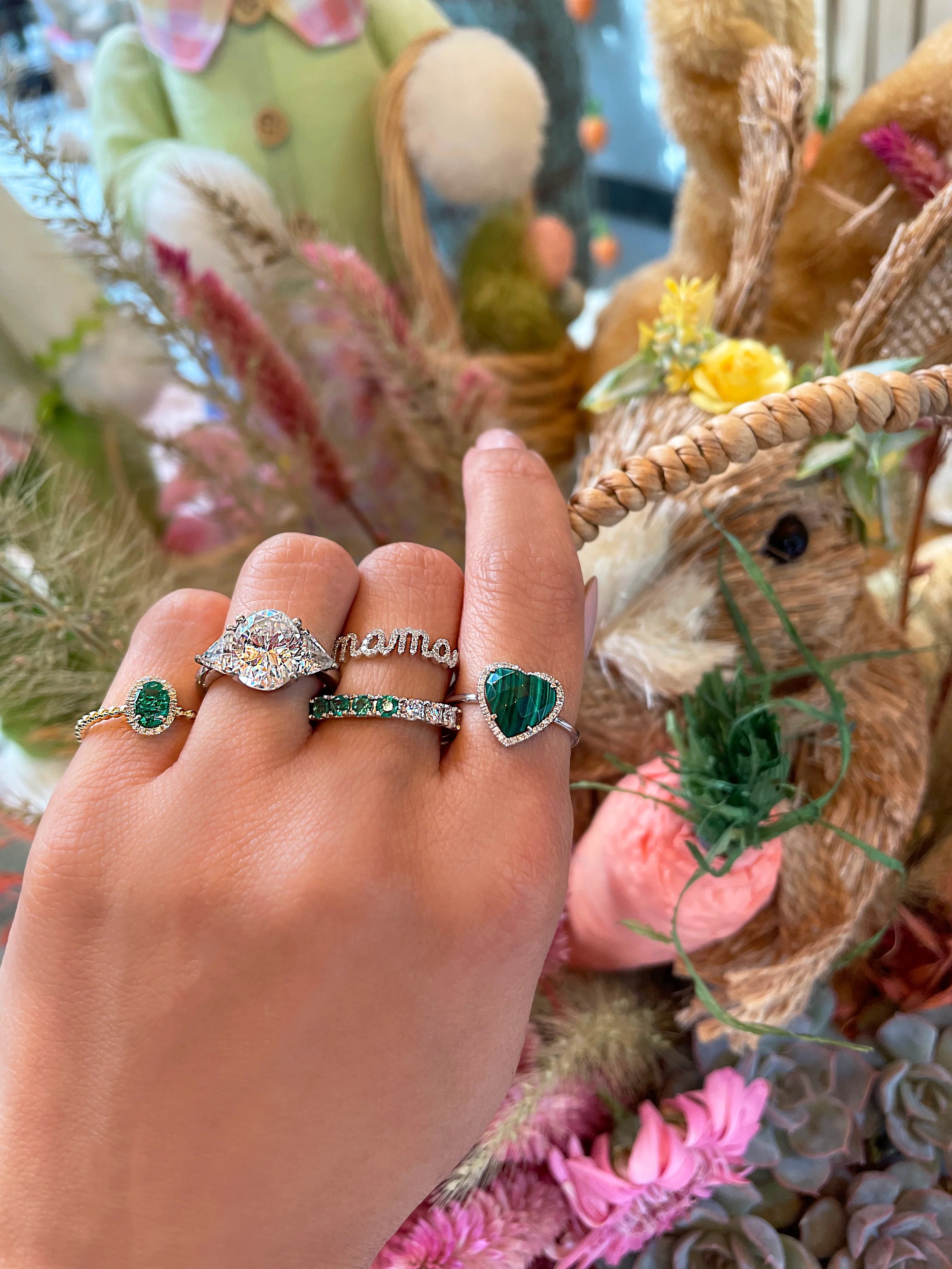 Mama Cursive 13ct Diamond Ring in white Gold